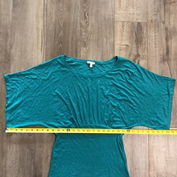 NWOT! - BORDEAUX Batwing Top - Picture 7 of 7